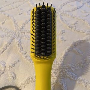Drybar Baby Brush Crush Mini Straightening Brush